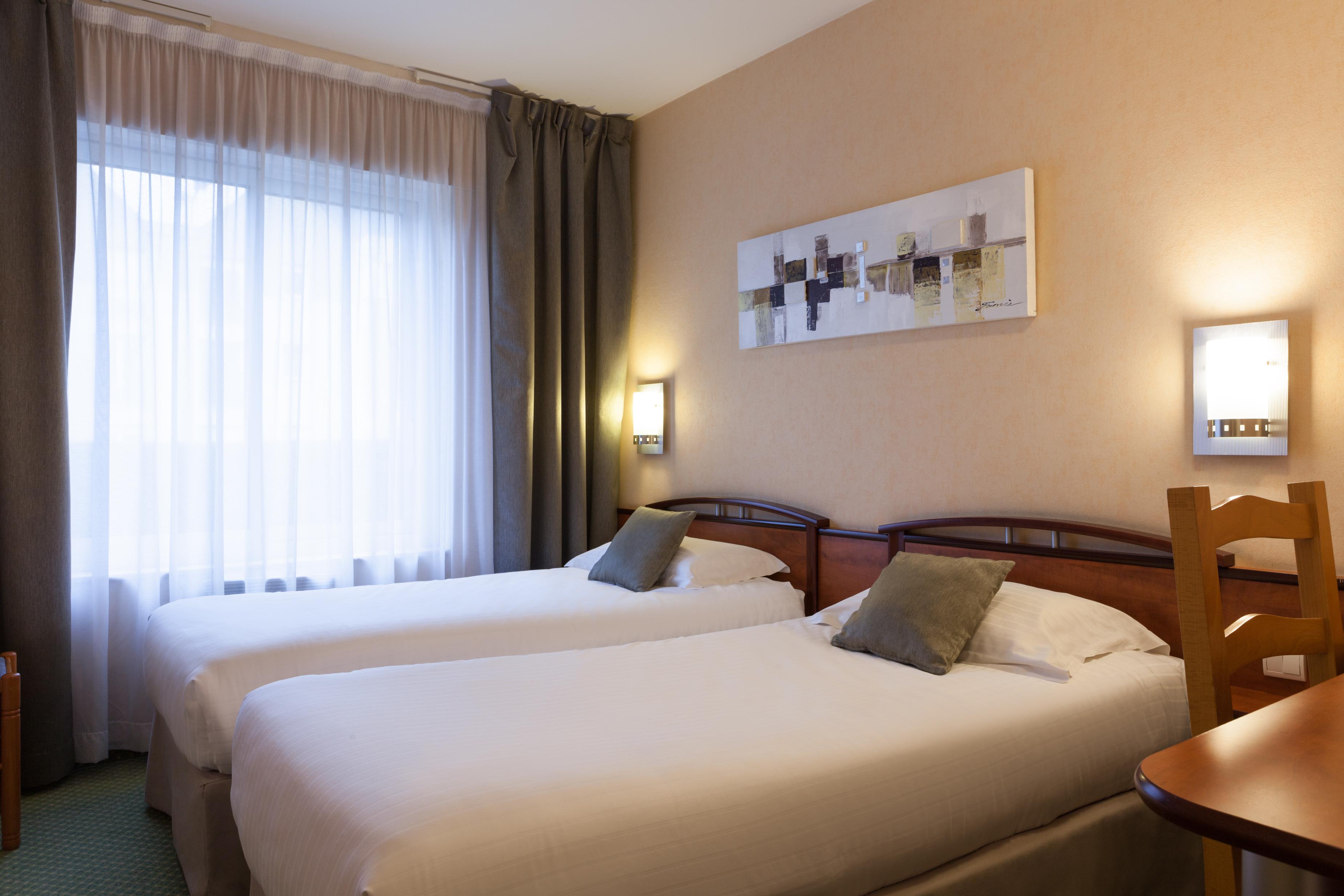 The Originals Boutique, Hotel La Chaussairie, Rennes Sud Chartres-de-Bretagne Ngoại thất bức ảnh