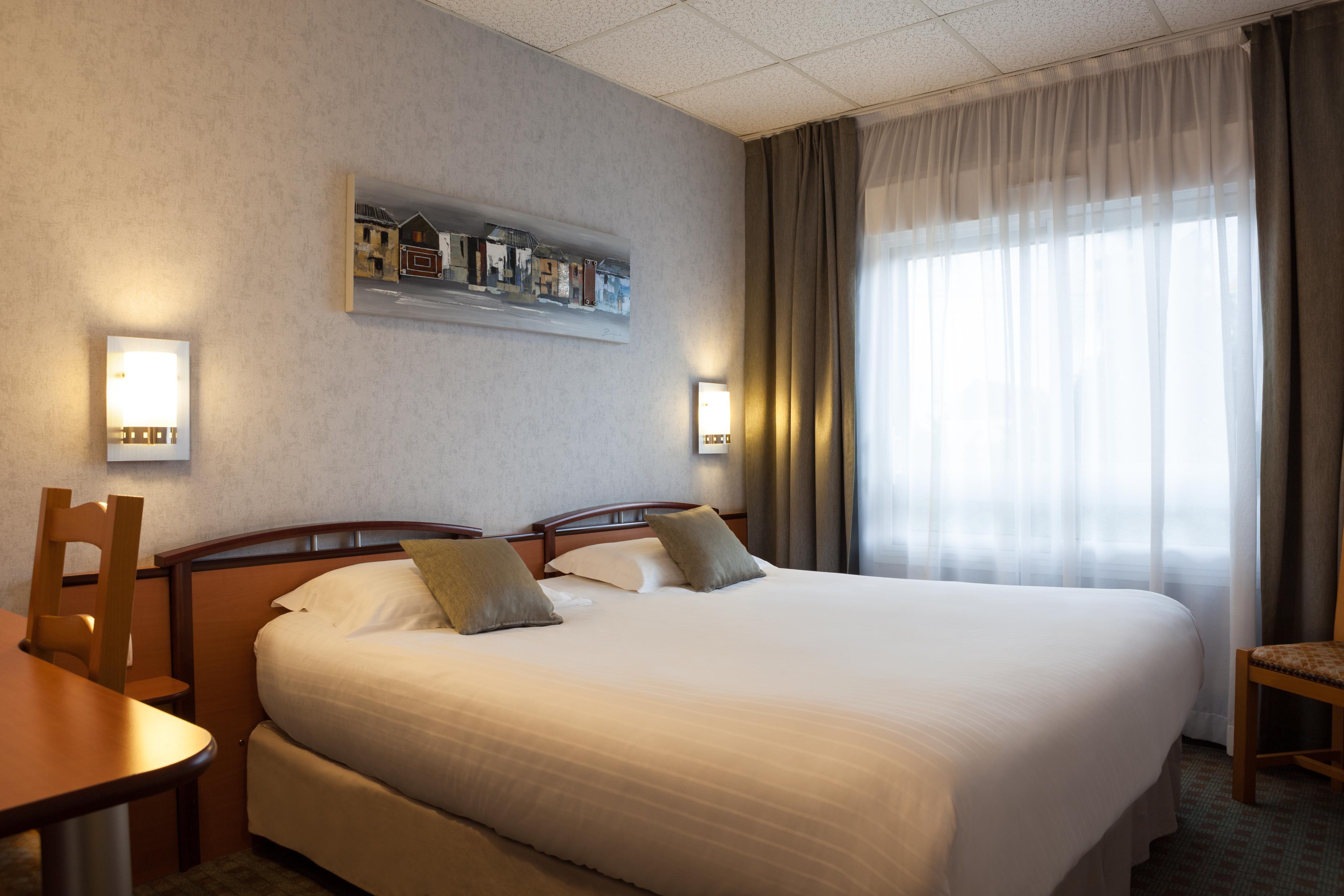 The Originals Boutique, Hotel La Chaussairie, Rennes Sud Chartres-de-Bretagne Ngoại thất bức ảnh